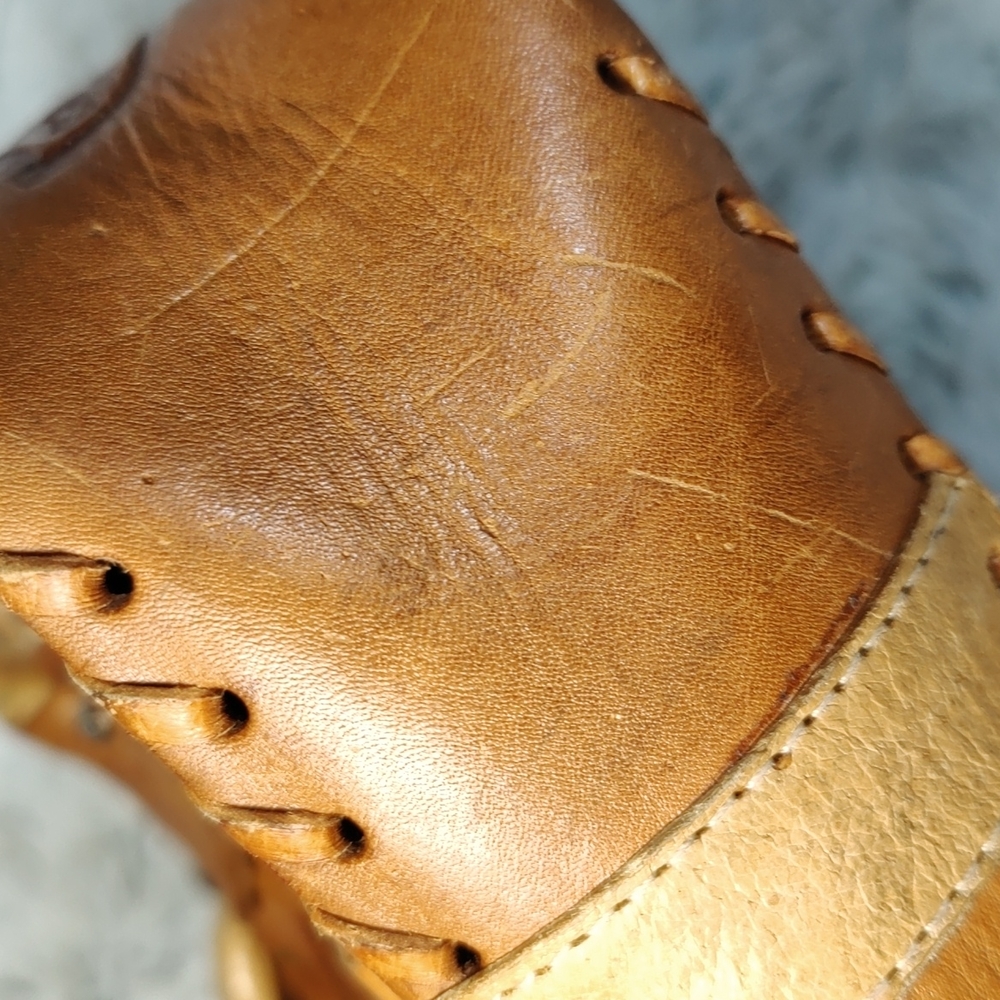 Handmade Sheepskin Leather Brown  Horse Saddle Bag. - Picture 13 of 16
